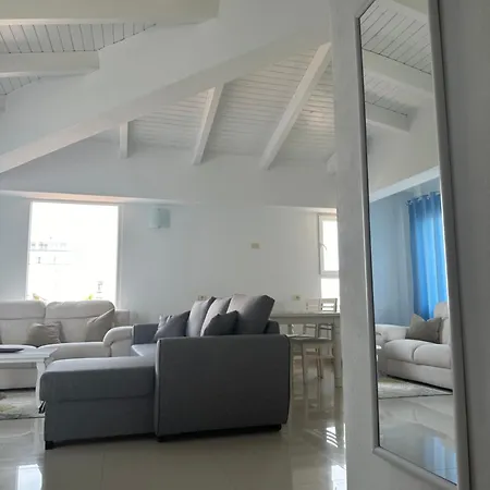 El Sabor Apartment *